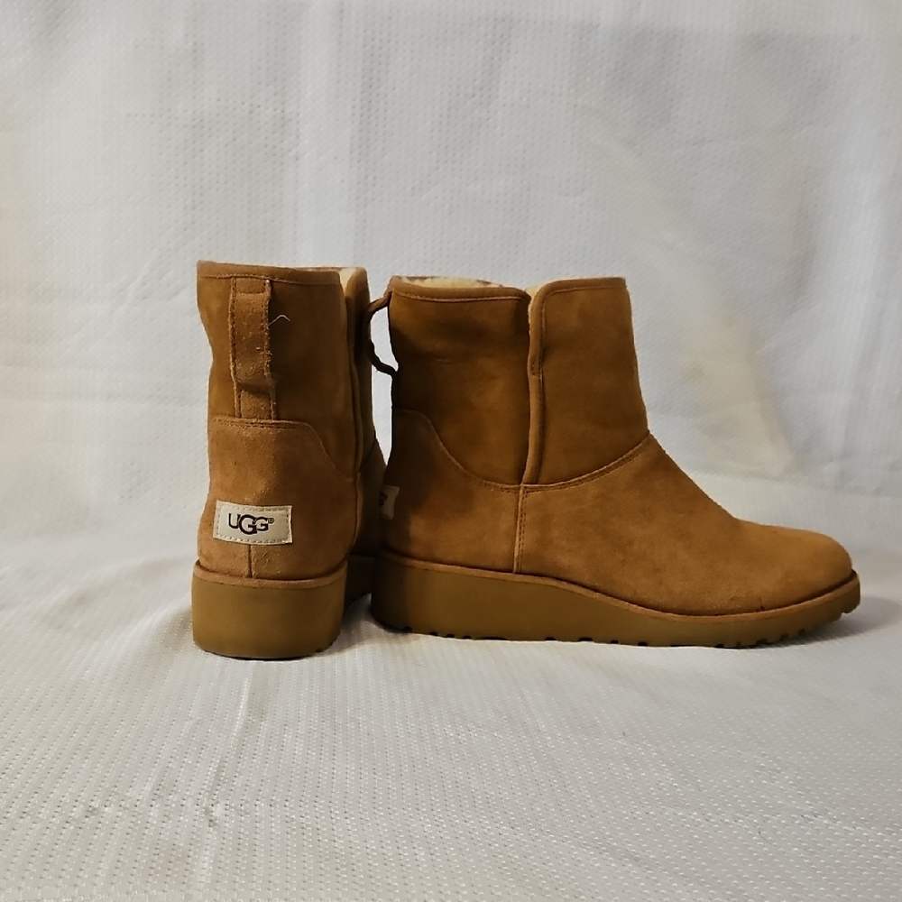UGG Women's Chestnut Suede Ankle Booties